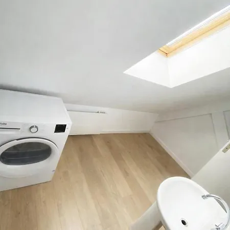 Lumineux Cosy A 300m De La